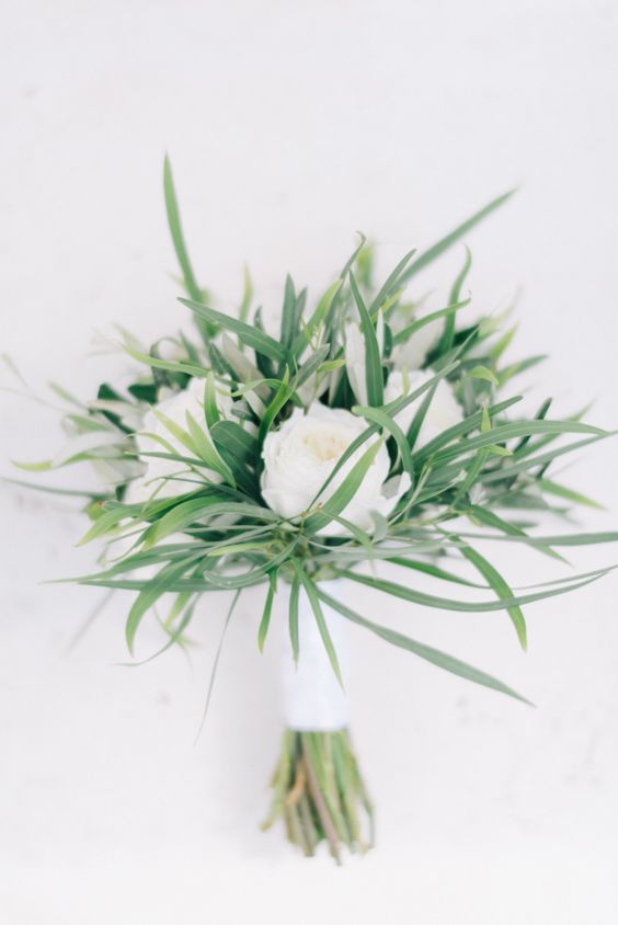 Minimalist Wedding Bouquets