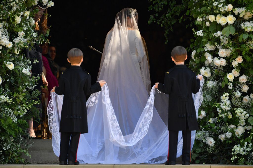 British Wedding Traditions: Brides is always first
