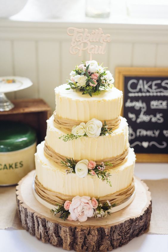 Rustic Wedding Cakes for your Fall Wedding!