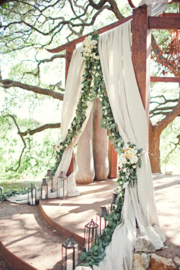5 Textures for Your Rustic Wedding - Cheers and Confetti Blog by ...